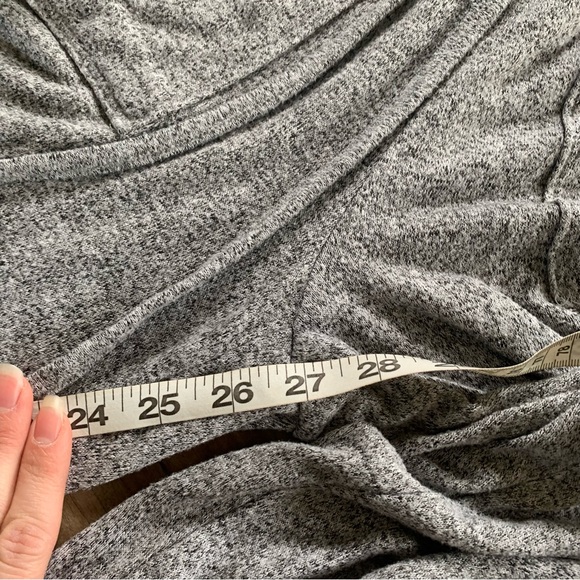 Aerie roll down gray  high waist joggers - Picture 4 of 8